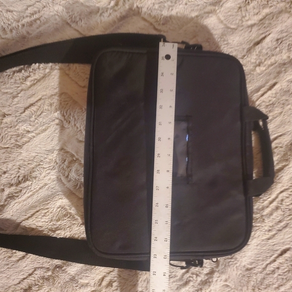 Small computer carrying case - Picture 3 of 3